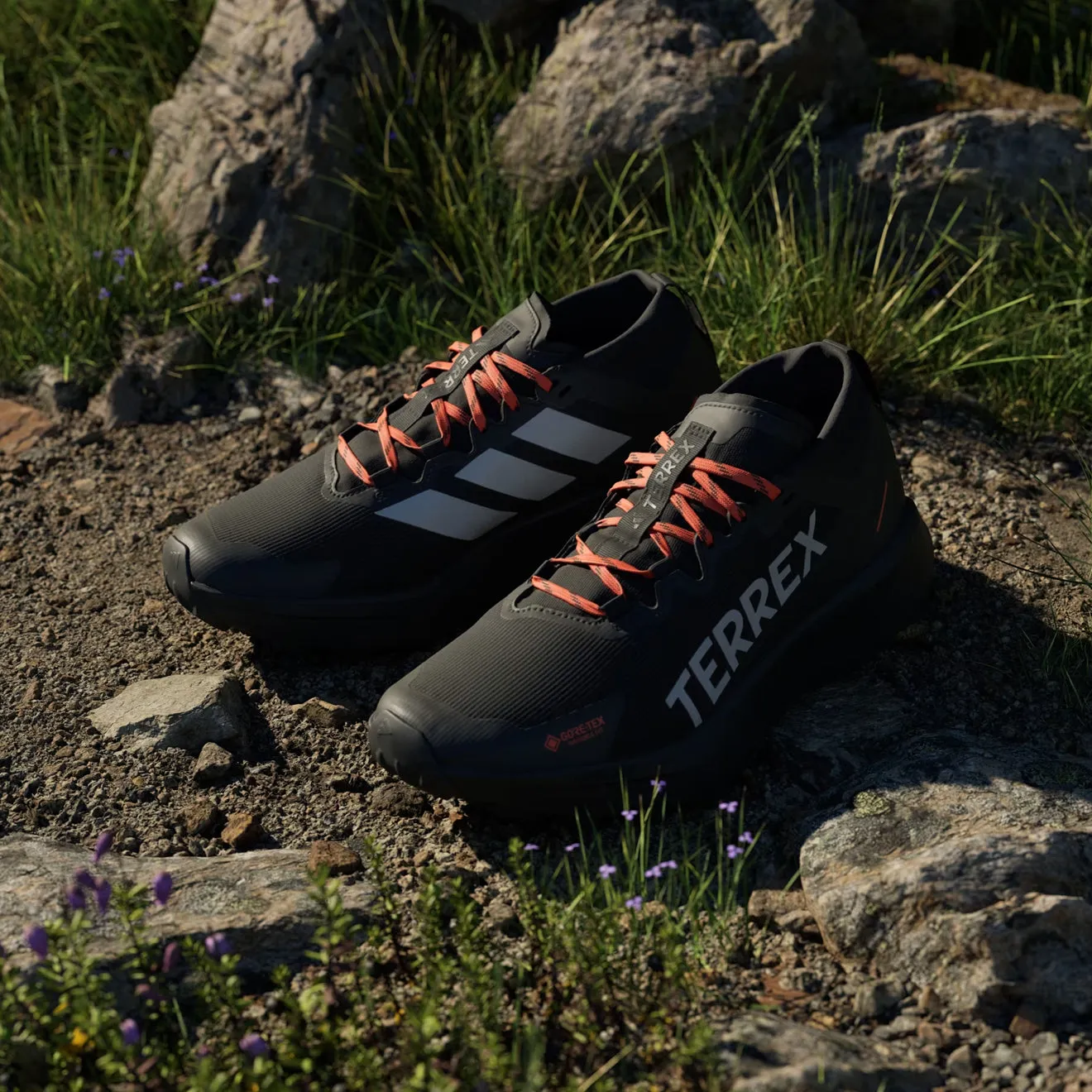 Adidas Terrex Agravic GTX Trail Running Schuh Core Schwarz / Grau / Semi Impact Orange