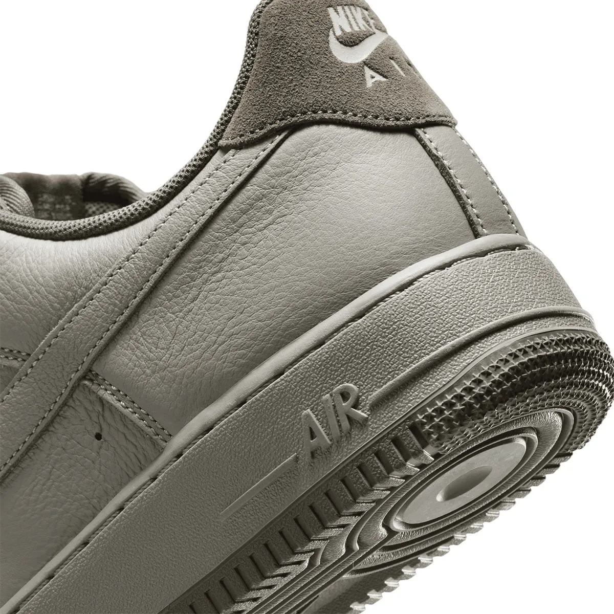 Air Force 1 '07 LV8 'Leichtes Armeefracht-Khaki'
