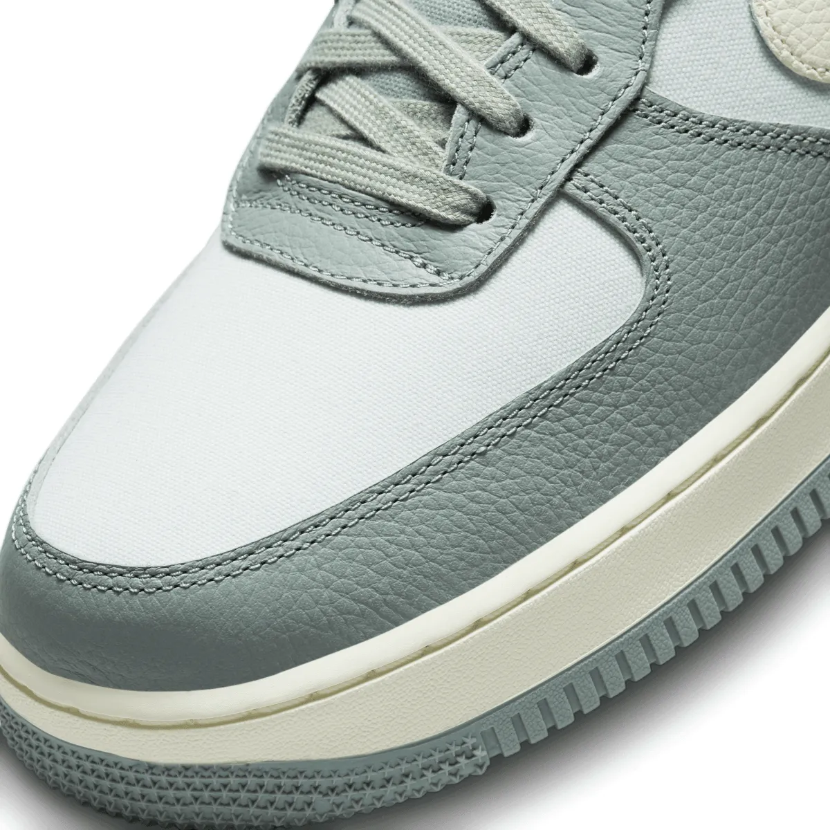 Air Force 1 '07 LX 'Glänzendes Grün'