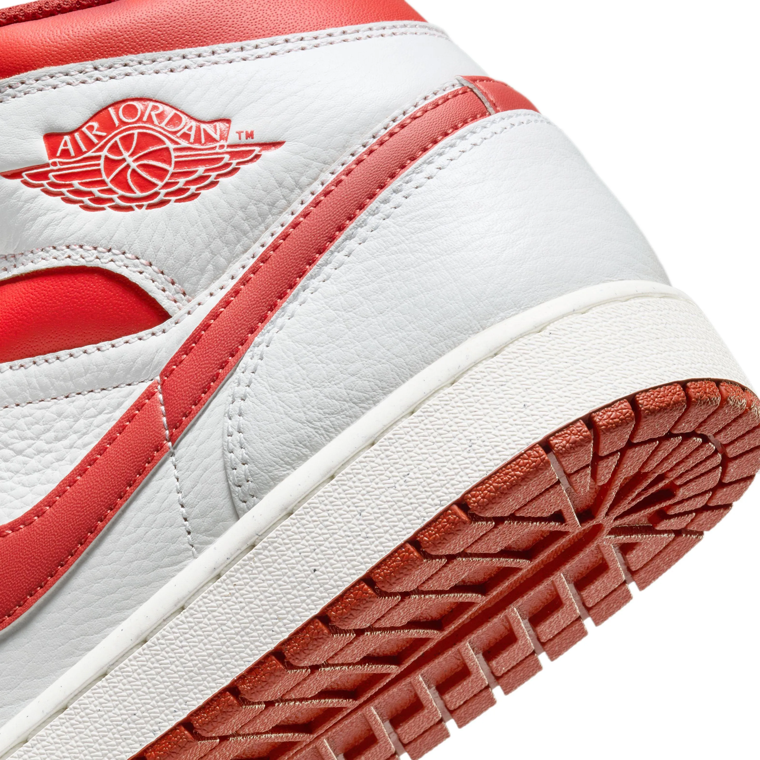 Air Jordan 1 Mid SE 'Dünenrot'