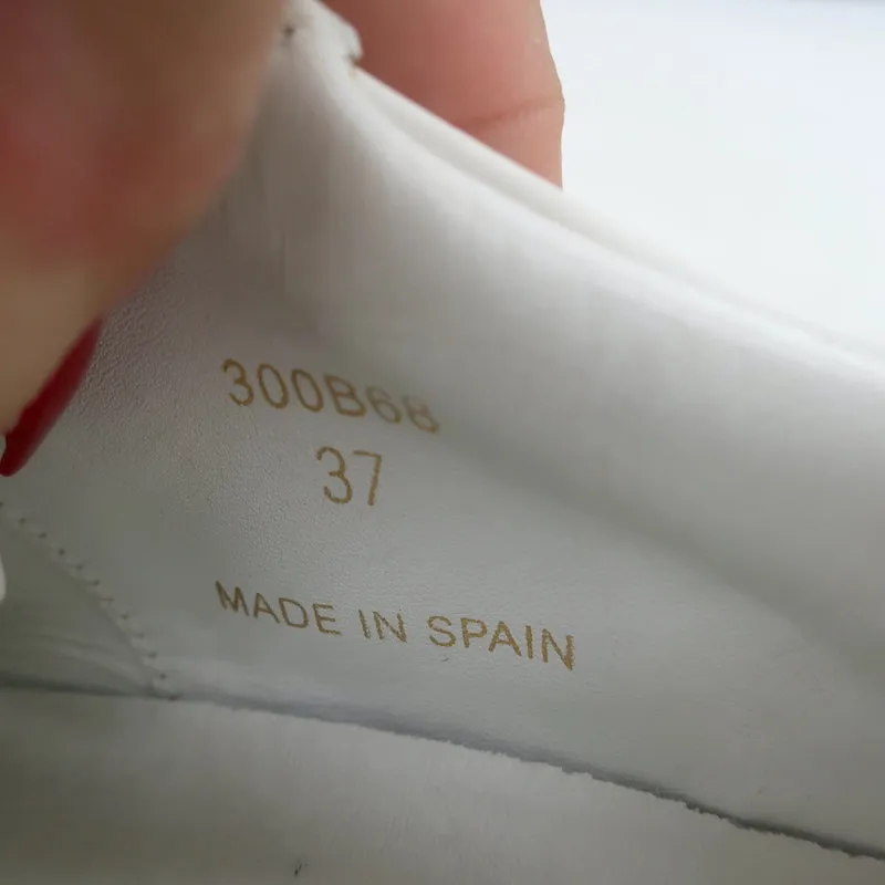 Celine Triomphe TR01L Low-Top-Sneaker in Weiß & Schwarz aus Leder Größe 37