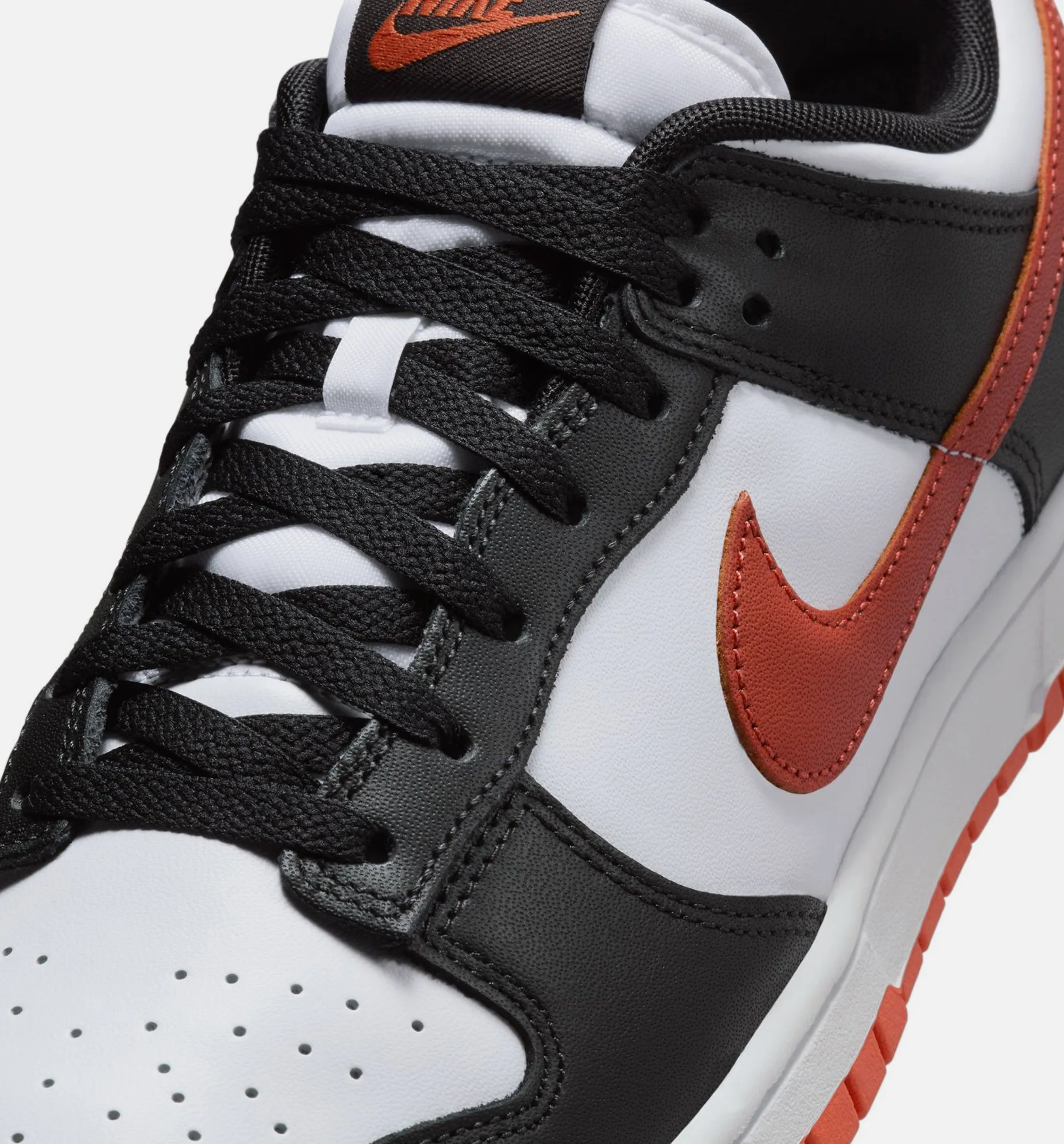 Dunk Low Dragon Red Herren Lifestyle-Schuh - Weiß/Dragon Rot/Schwarz
