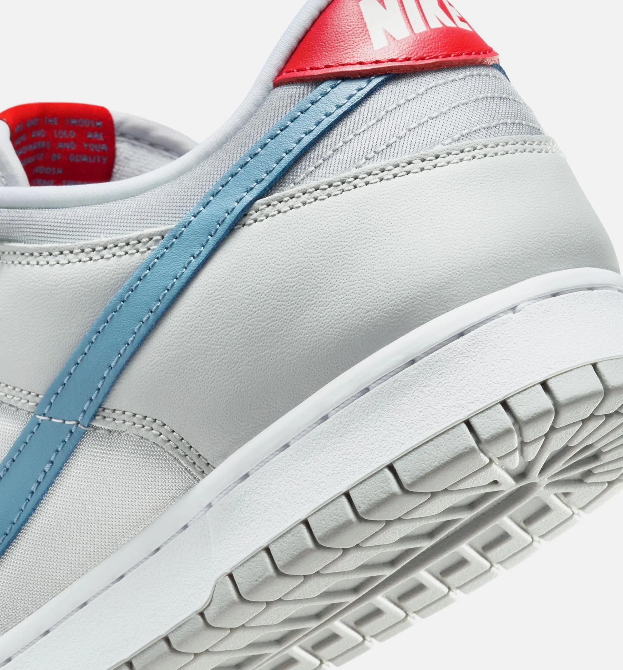 Dunk Low Silver Surfer Herren Lifestyle-Schuh - Metallisches Silber/Neutrales Grau/Flaches Silber/Ägäischer Sturm