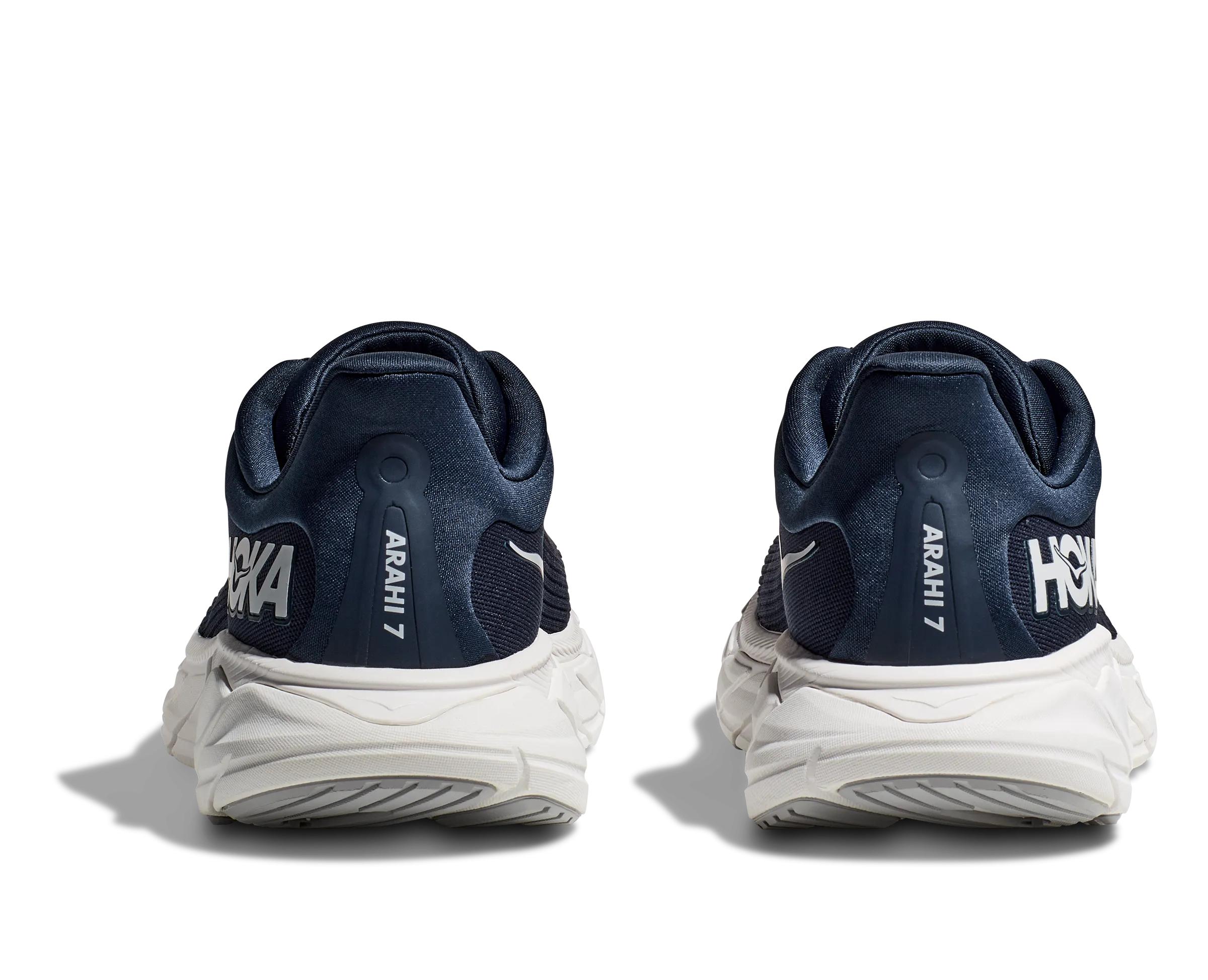HOKA ARAHI V7 MEDIUM HERREN