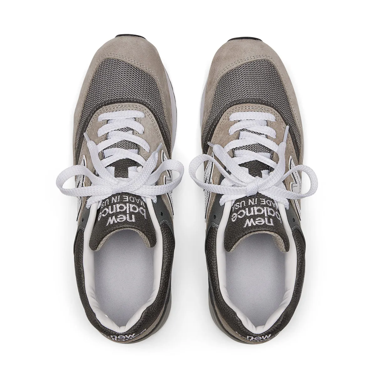 in USA 997 'Grau'
