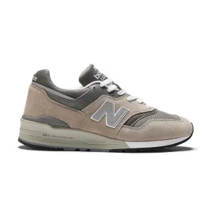 in USA 997 'Grau'