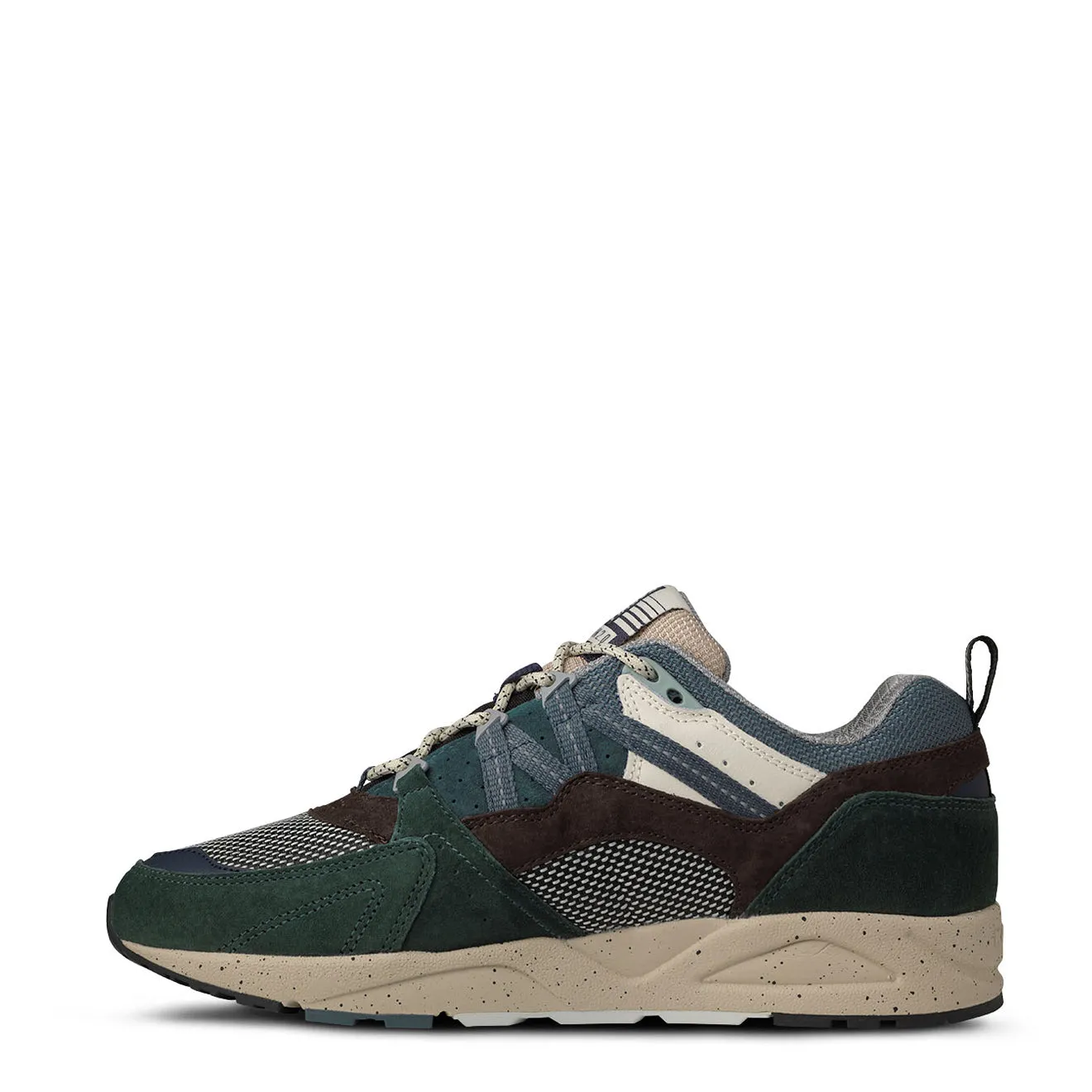 Karhu Fusion 2.0 Dunkler Wald / Stürmisches Wetter