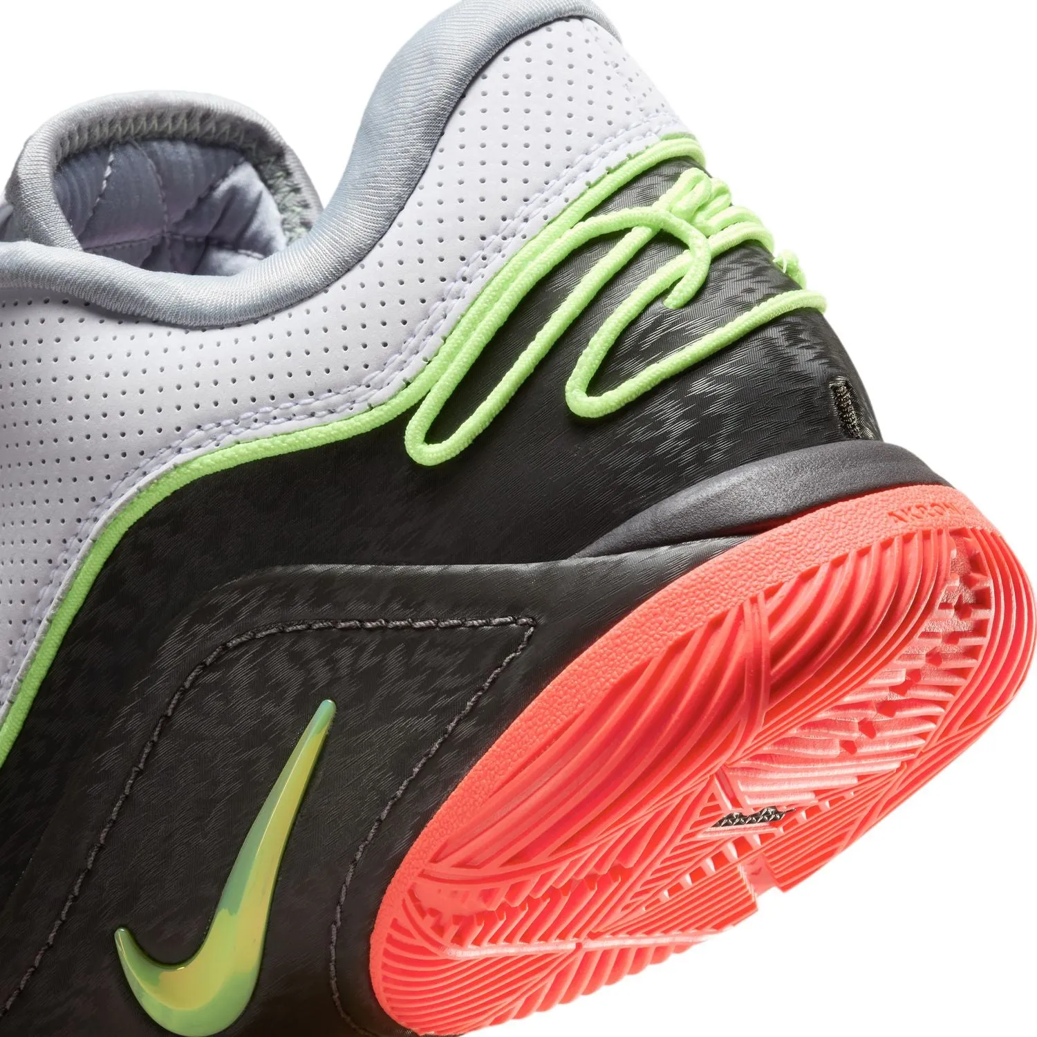 Lebron XXII EP 'Kronjuwel'