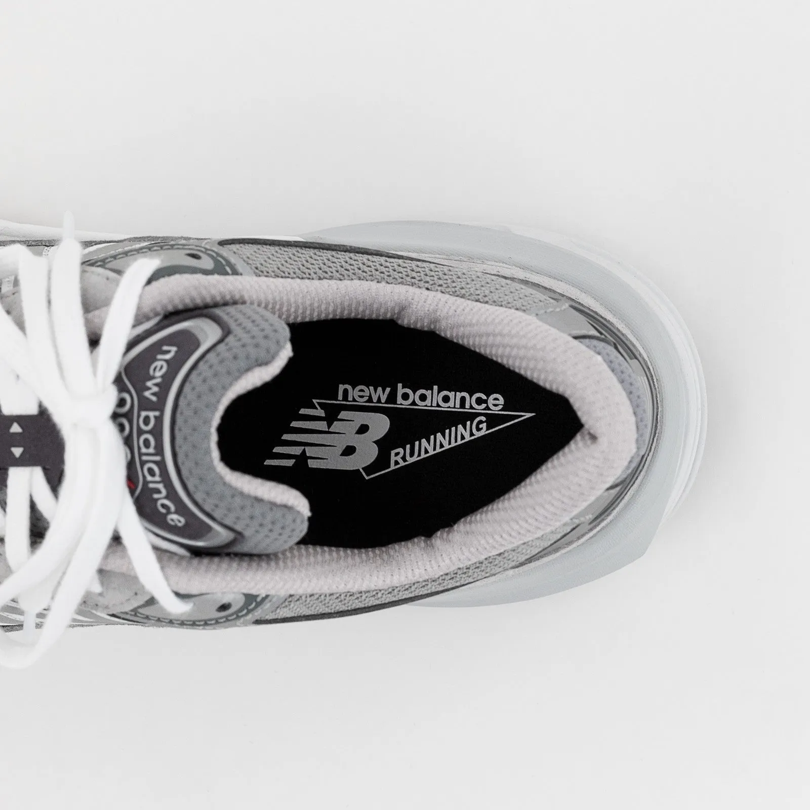 NEW BALANCE M990GL6 GRAU