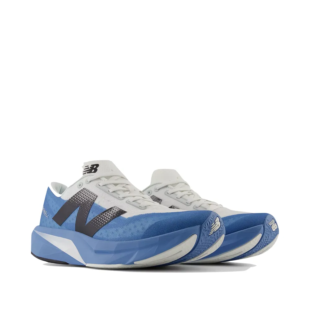 New Balance Herren FuelCell Rebel v4 in Blau Laguna/Reflexion/Schwarz