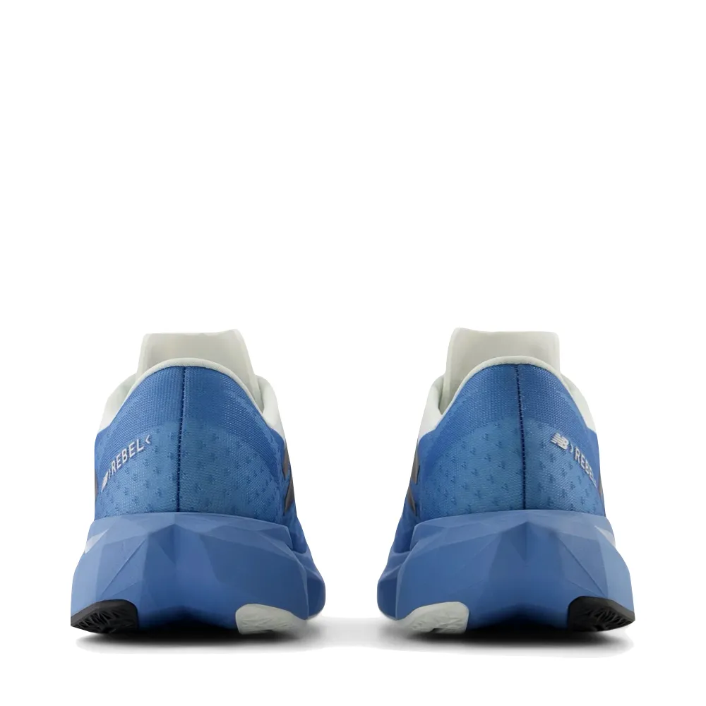 New Balance Herren FuelCell Rebel v4 in Blau Laguna/Reflexion/Schwarz