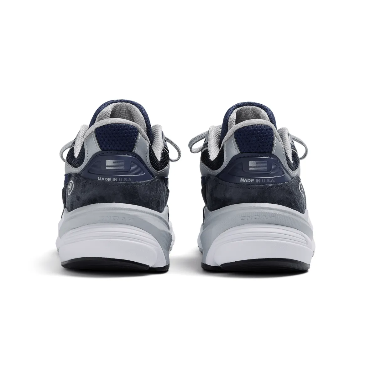 New Balance Herren M990NV6 Marineblau/Weiß