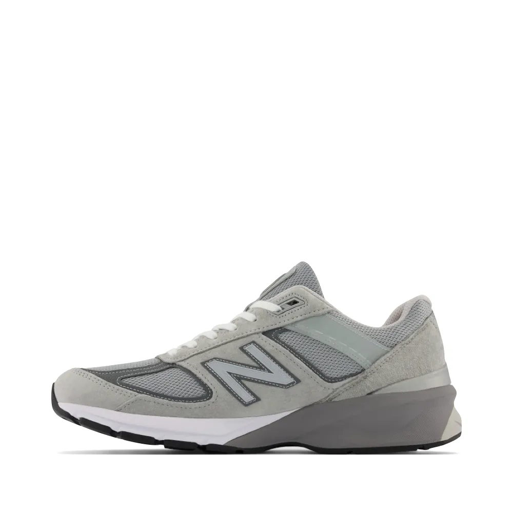 New Balance Herren MADE in USA 990v5 Sneakers in Grau