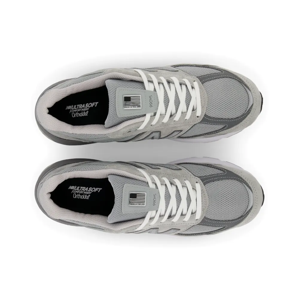 New Balance Herren MADE in USA 990v5 Sneakers in Grau