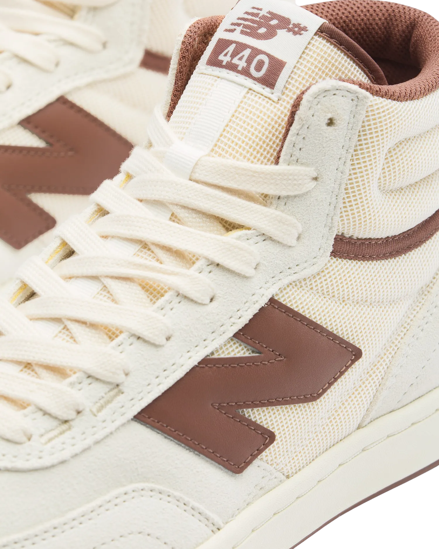 Numeric 440 High V2 Schuhe in Meersalz & Dunkelbraun