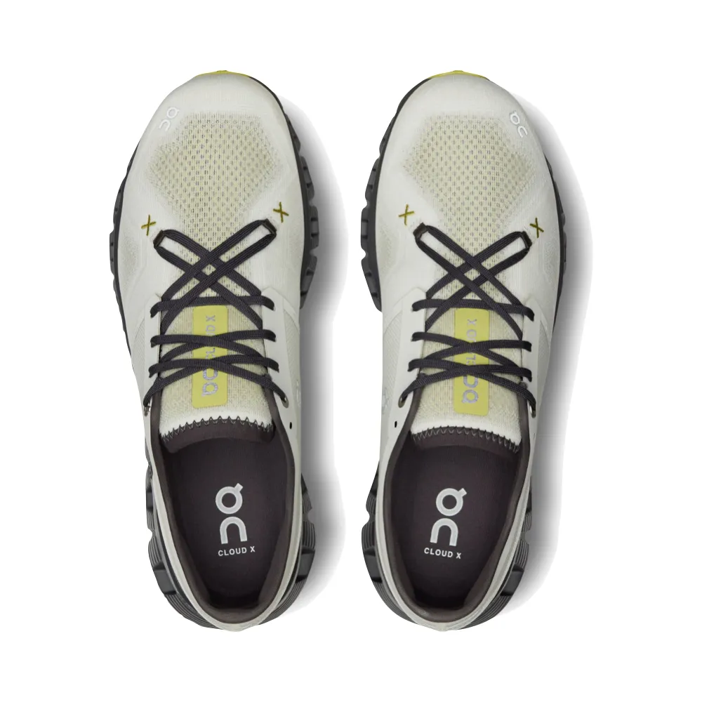Auf dem Herren Cloud X3 Sneaker in Eis/Eclipse