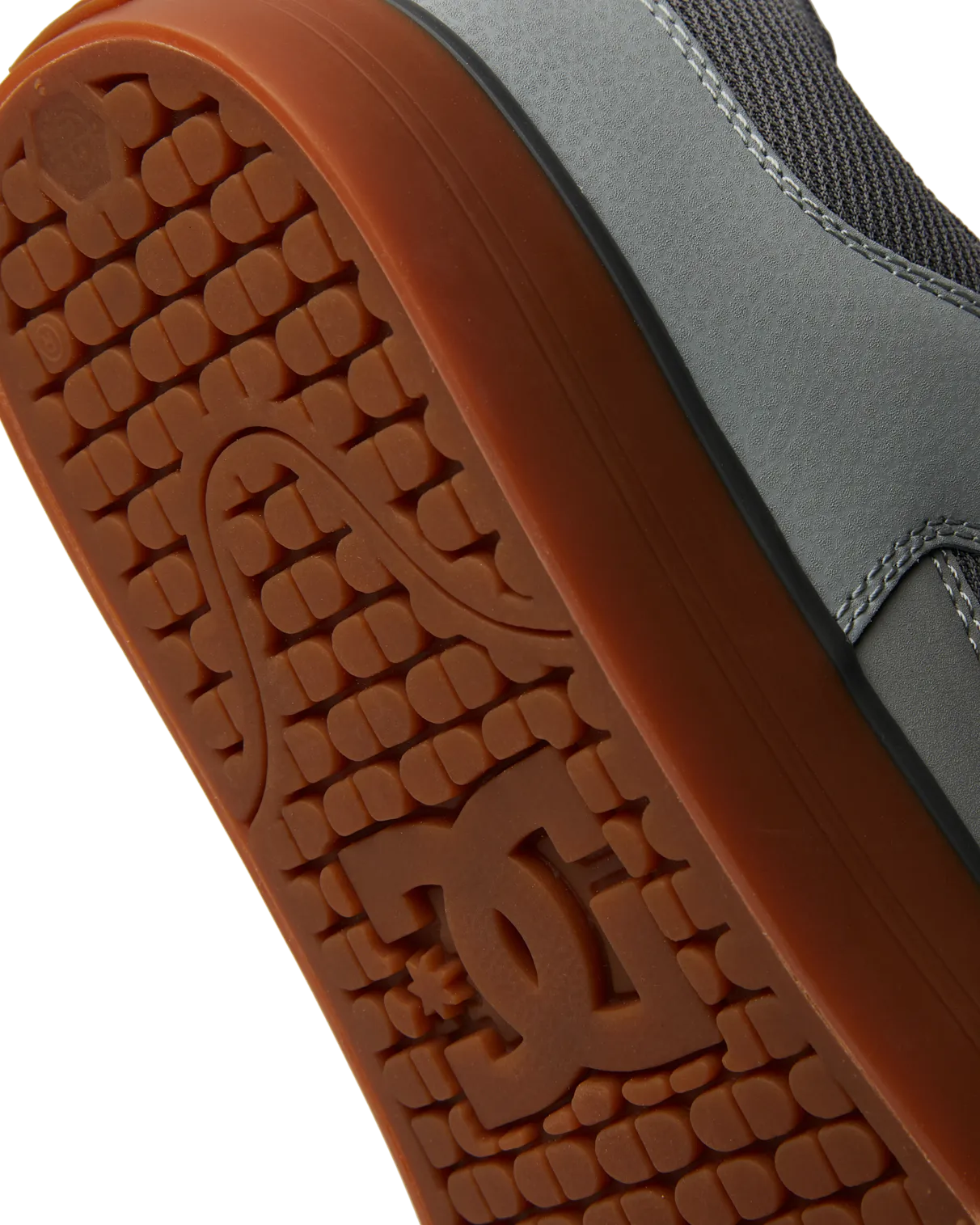 Pure Schuhe in Carbon & Gum