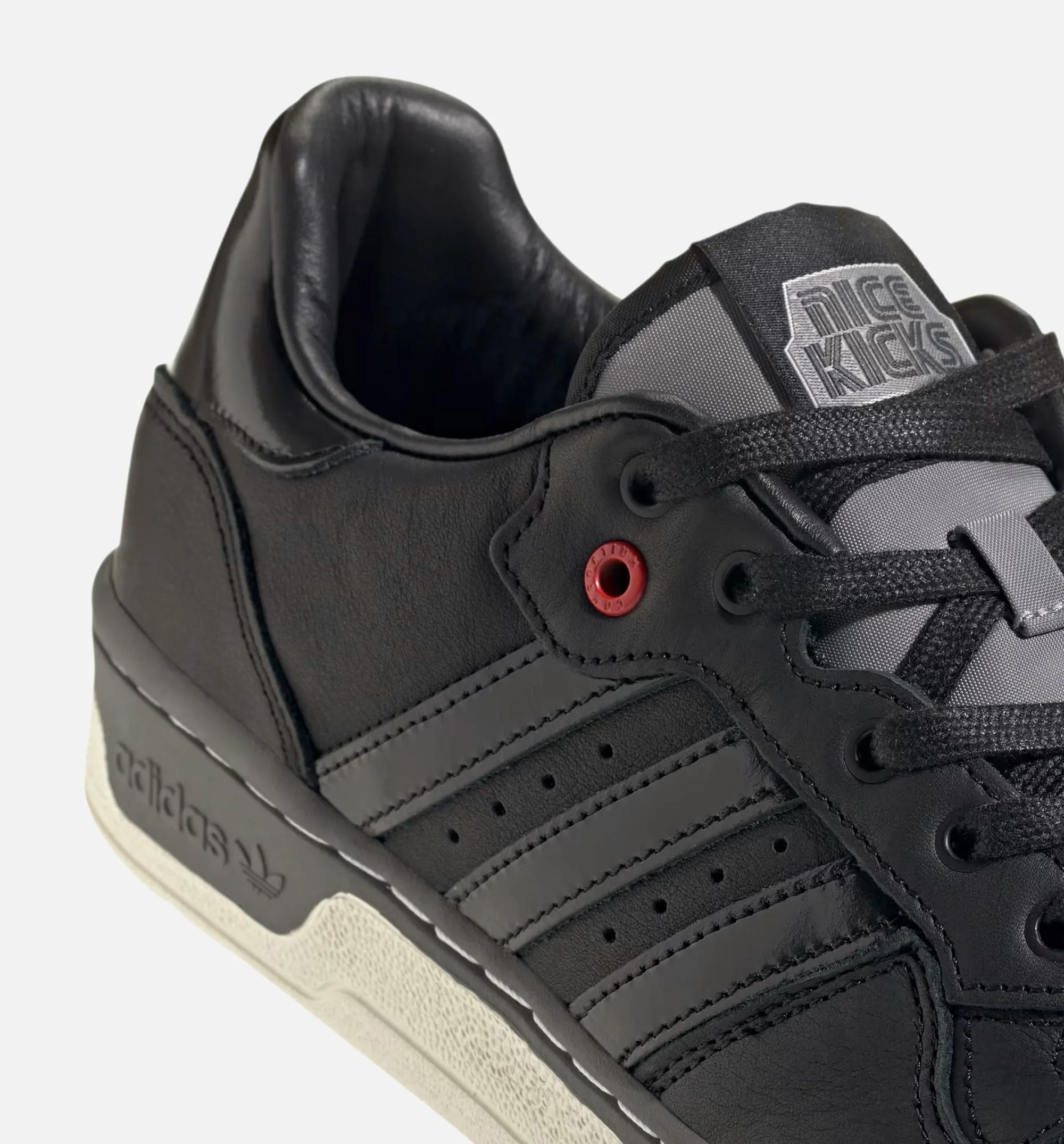 Rivalry Low Nicekicks Herren Lifestyle-Schuh - Kernschwarz/Weiß