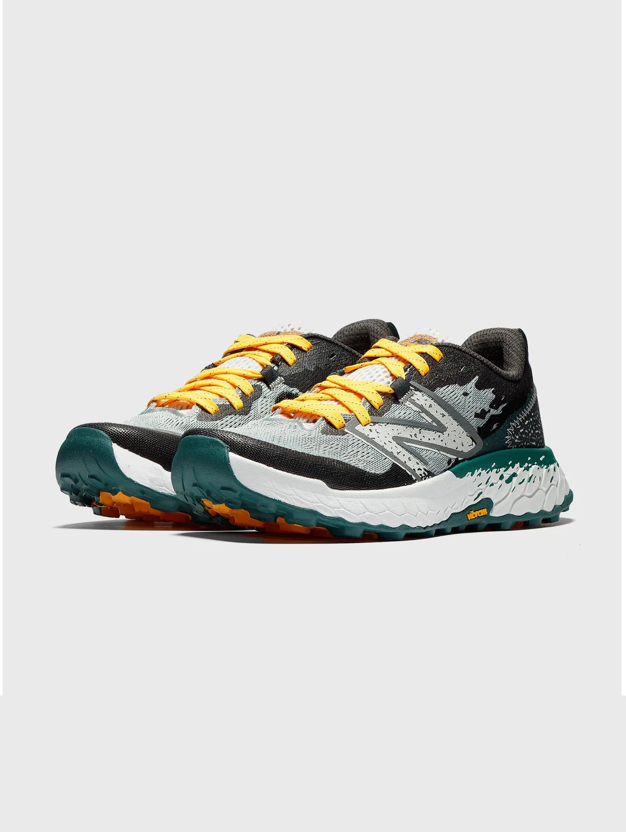 Herren Laufschuhe Hierro V7 in Grau