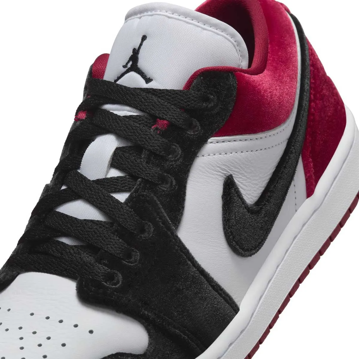 Wmns Air Jordan 1 Low SE 'Samtschwarze Zehenkappe'