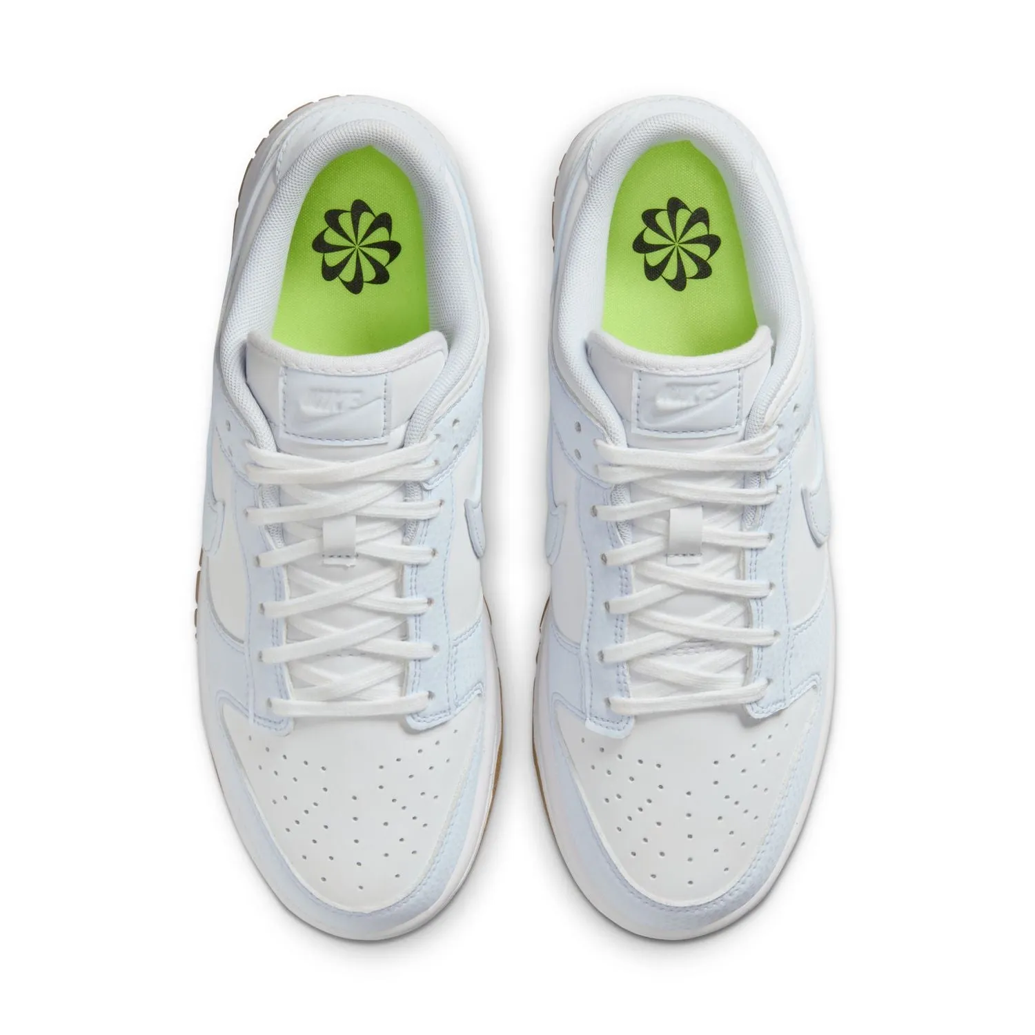 Wmns Dunk Low Premium Next Nature 'Football Grau'
